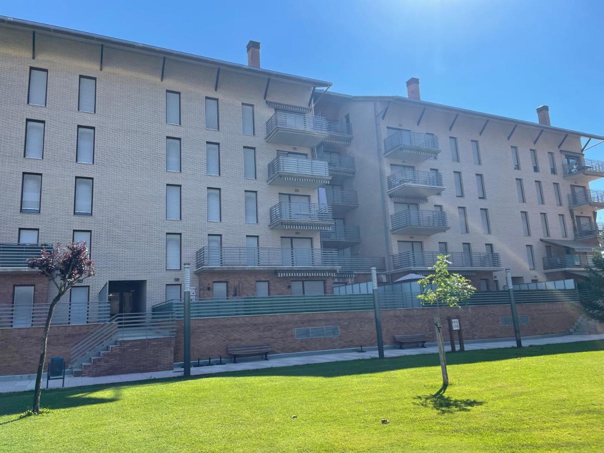 Apartamento Peñas de Aia Jaca Exterior foto